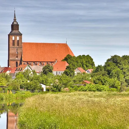 Am Markt Altentreptow