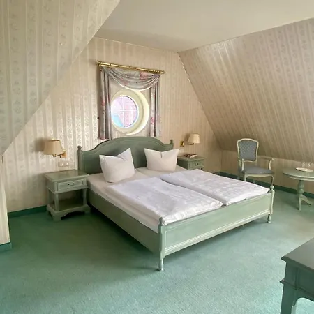 Am Markt Hotel Altentreptow